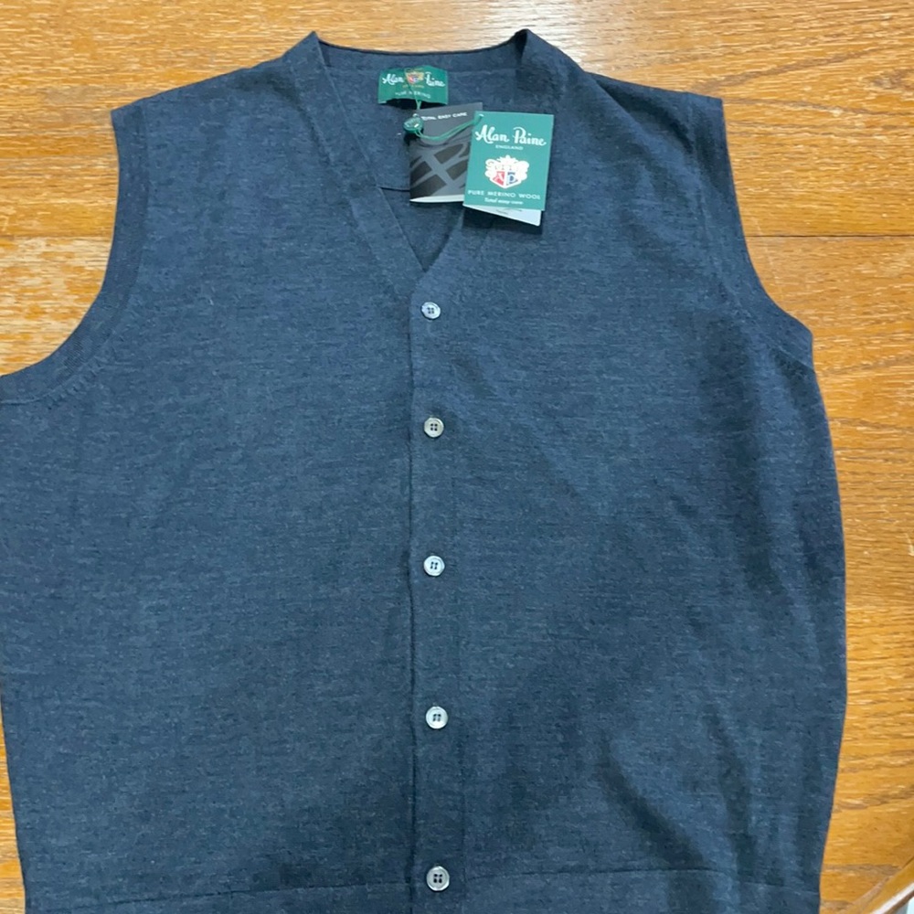 Alan Paine Merino Wool V Neck Sweater Vest